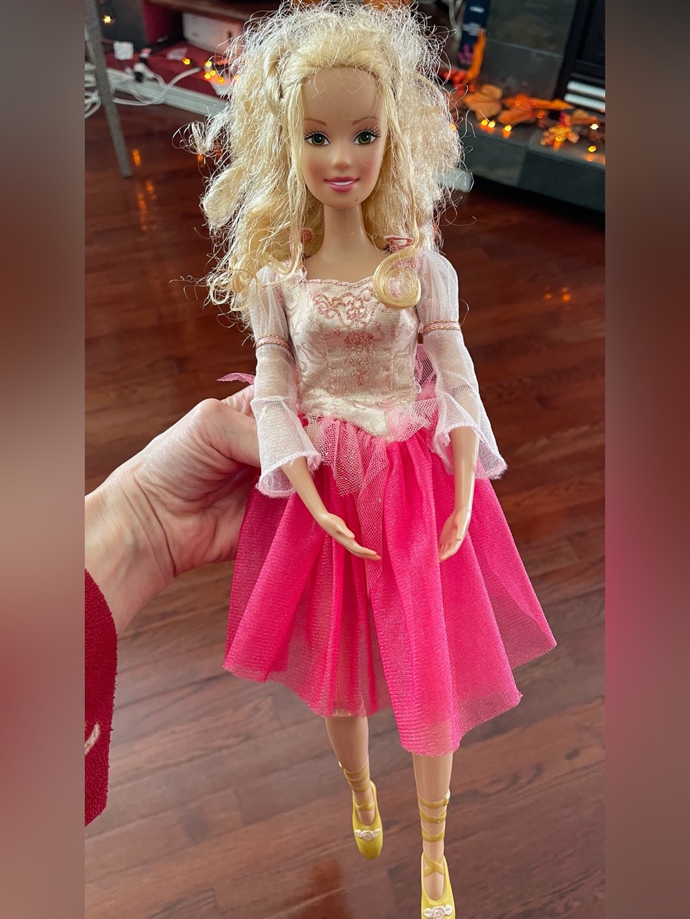 Princess Genevieve Doll from 2006 Barbie in the 12 Dancing Princesses movie